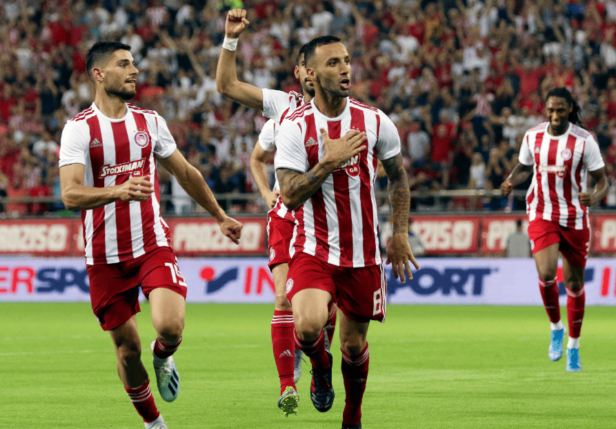 包含皇家社会前锋战场发挥出色获得主帅称赞的词条