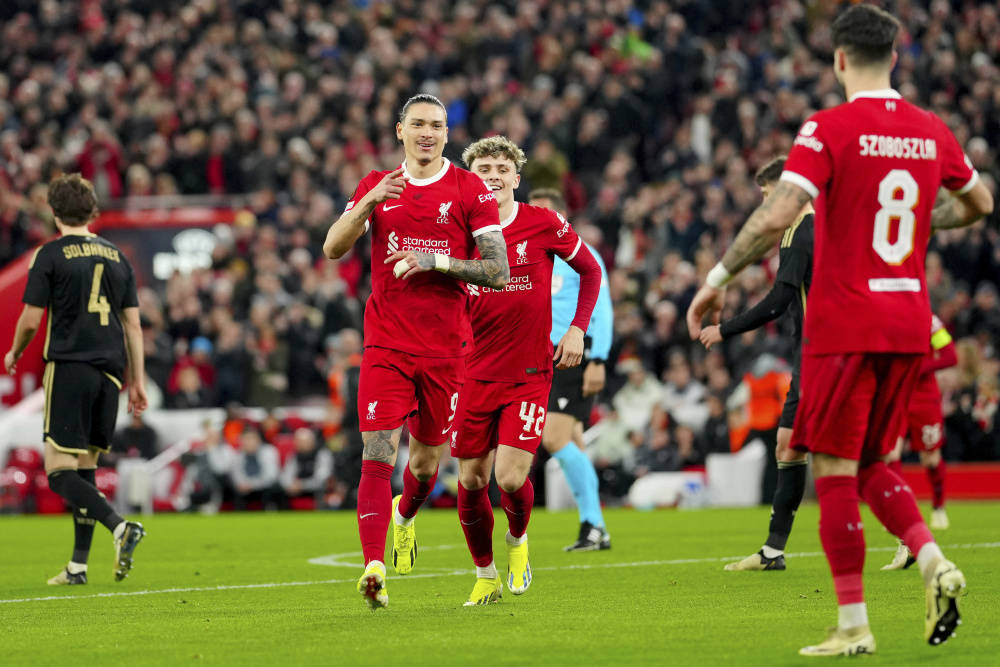 包含马德里体育会风头无两,驰骋亚洲赛场的词条 包含马德里体育会风头无两,驰骋亚洲赛场的词条