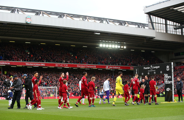 曼联前锋伤愈归队,或成球队利器的简单介绍 曼联前锋伤愈归队,或成球队利器的简单介绍