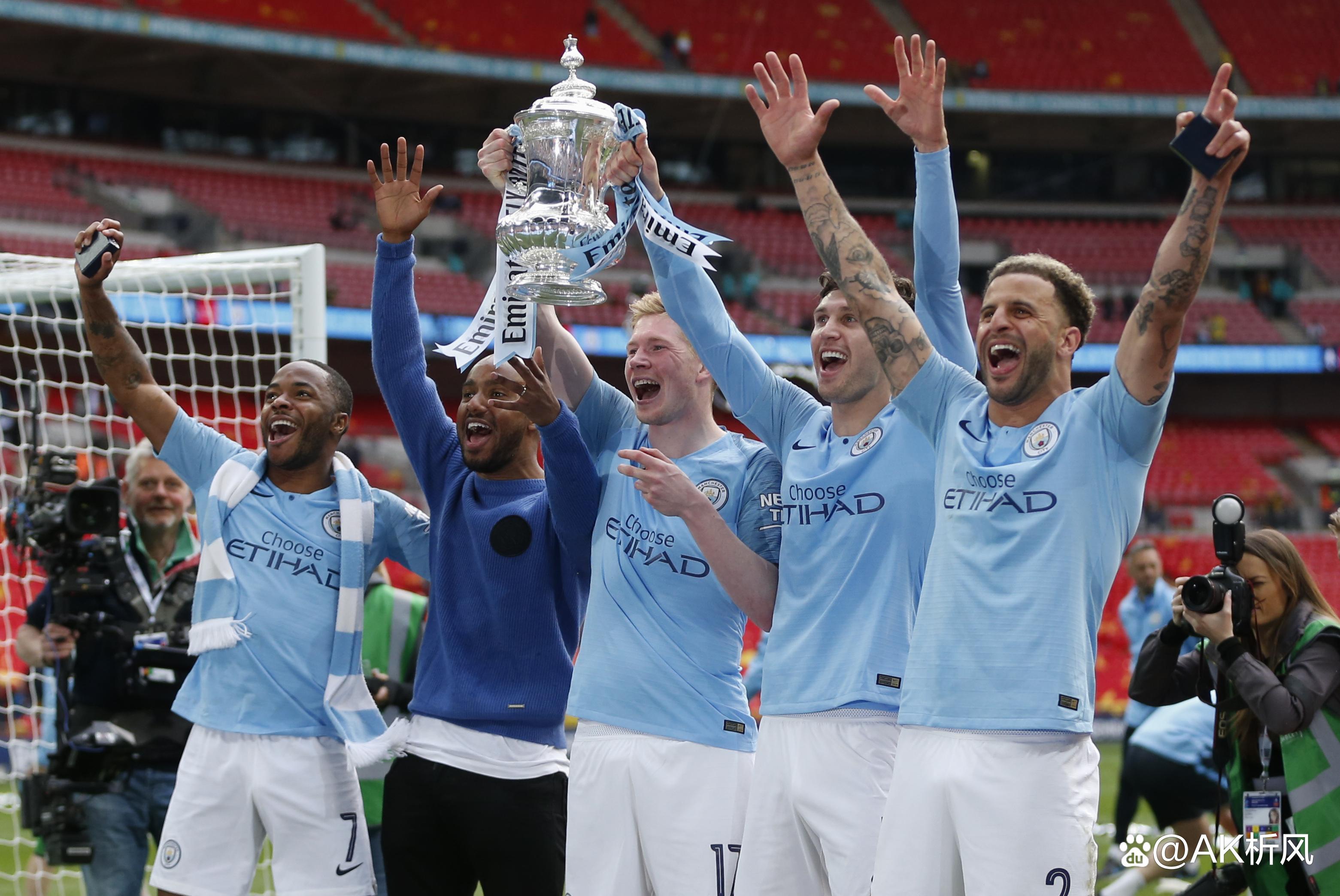 包含欧洲赛场上演惊心动魄的对攻大战,胜者晋级下一轮的词条 包含欧洲赛场上演惊心动魄的对攻大战,胜者晋级下一轮的词条