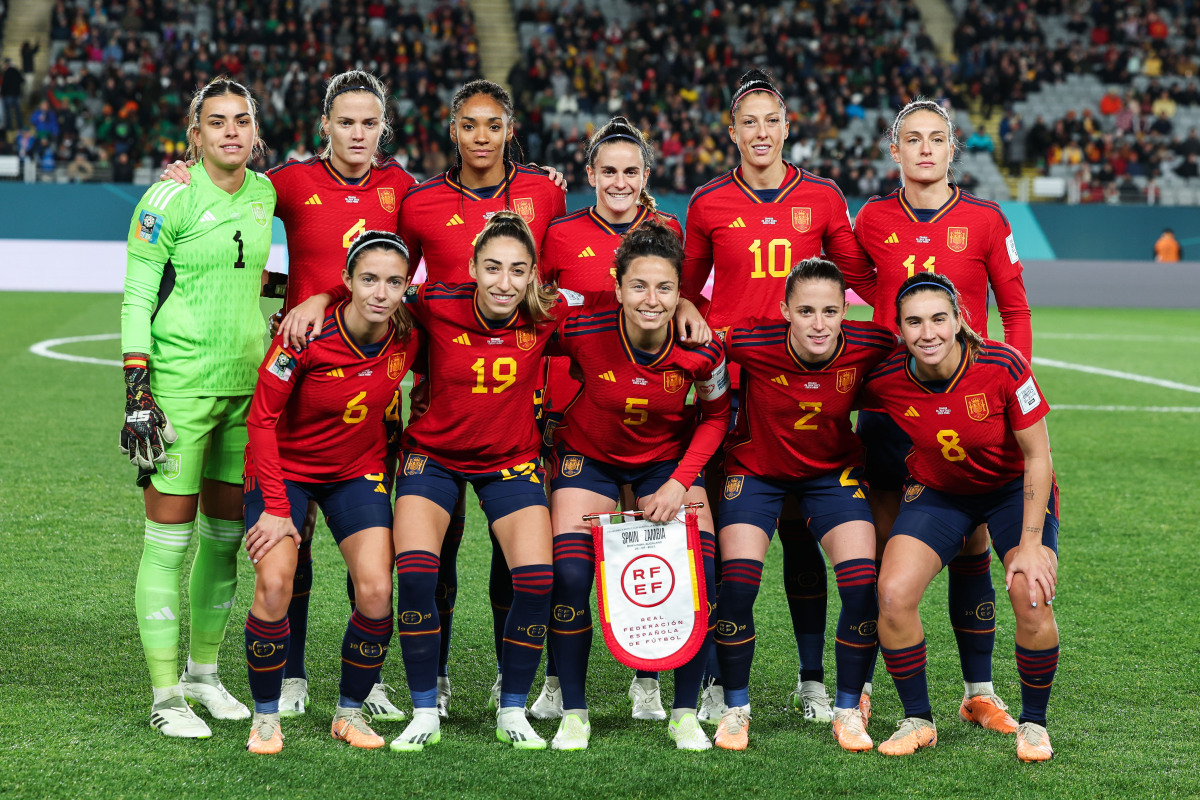 阿尔及利亚女足队伍取得出色成绩