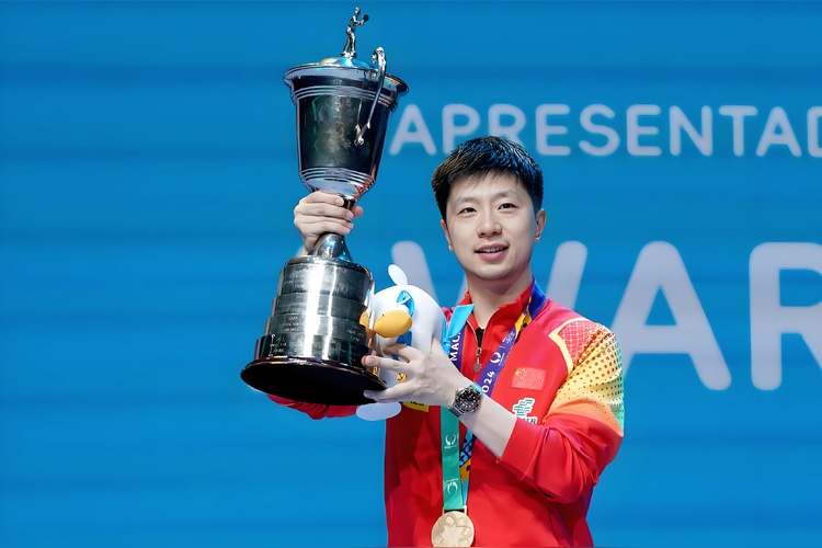 包含精湛球技惊艳全场，创造奇迹的词条