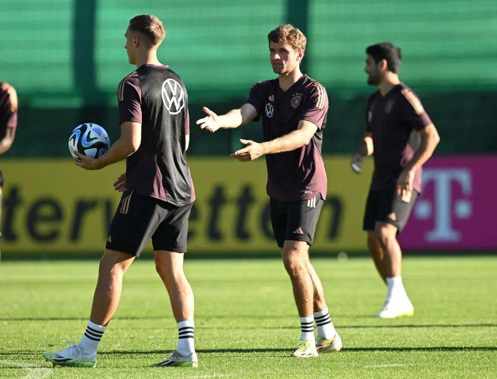 包含沃尔夫斯堡球队全力备战，积极备战的词条