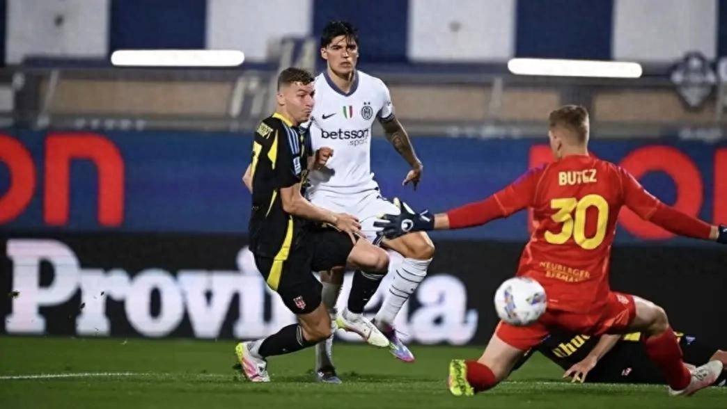 关于那不勒斯主场击败对手，继续追赶前四的信息