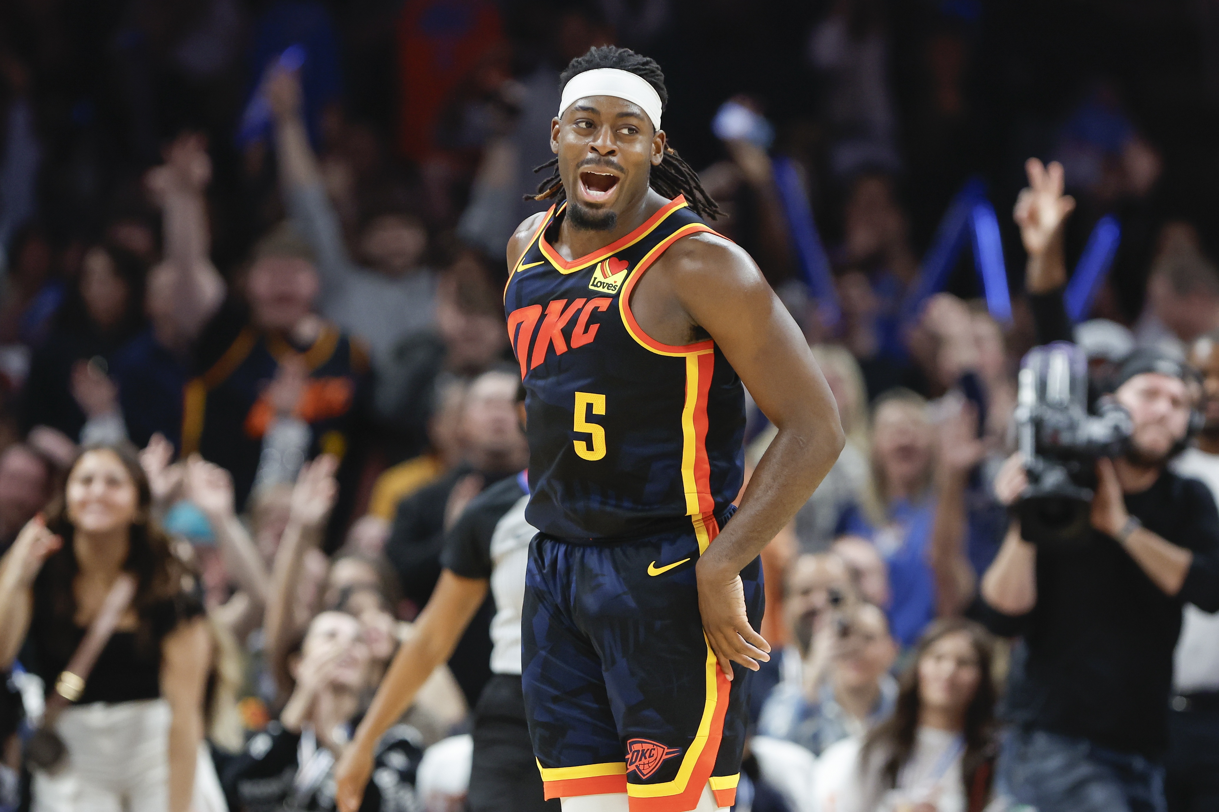 篮球欧洲杯冠军诞生，球迷狂欢