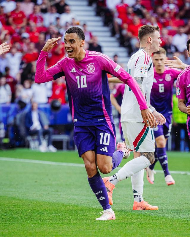 开云APP-斯图加特球员在社交媒体上发布道歉声明