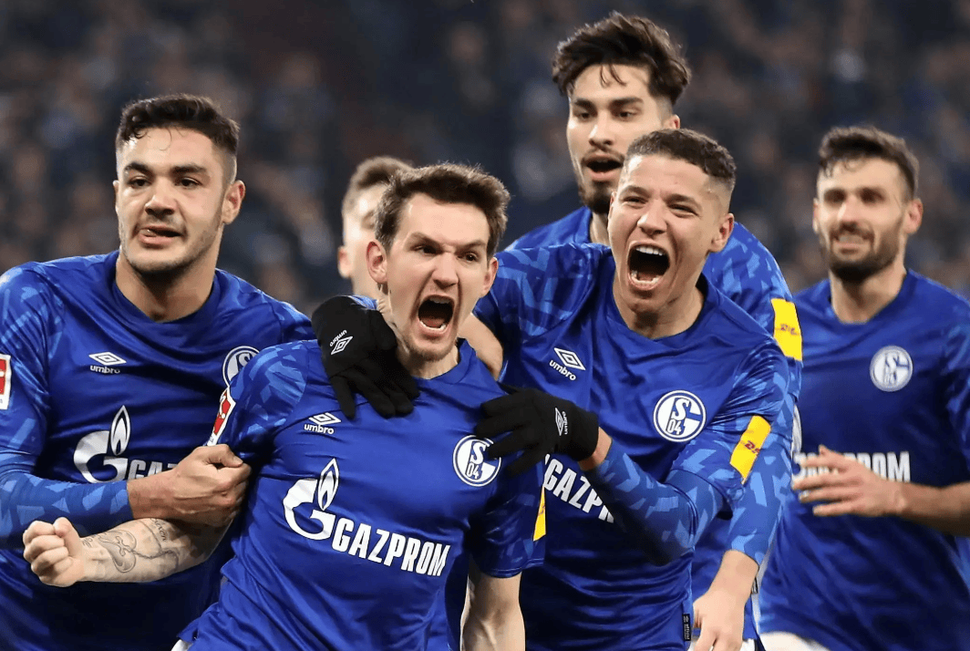 开云下载-尤文图斯中场大将展现实力，为球队制胜