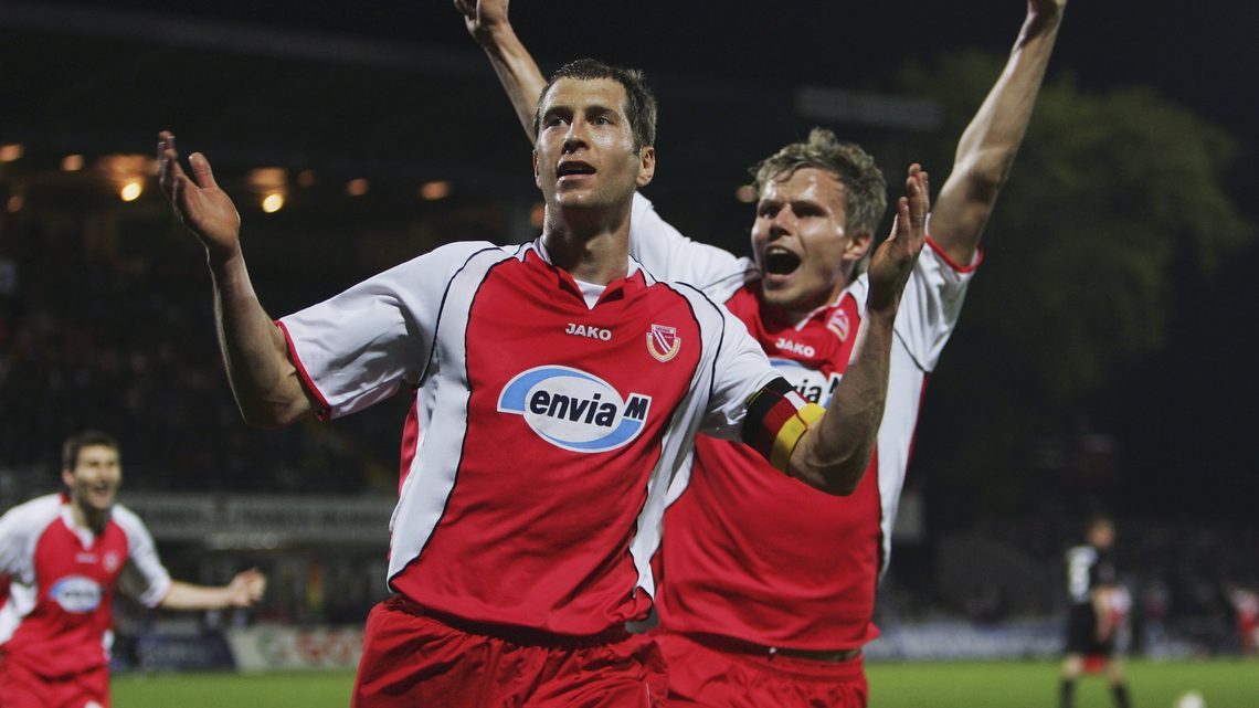 科特布斯战术得当，赢得德甲关键胜利的简单介绍