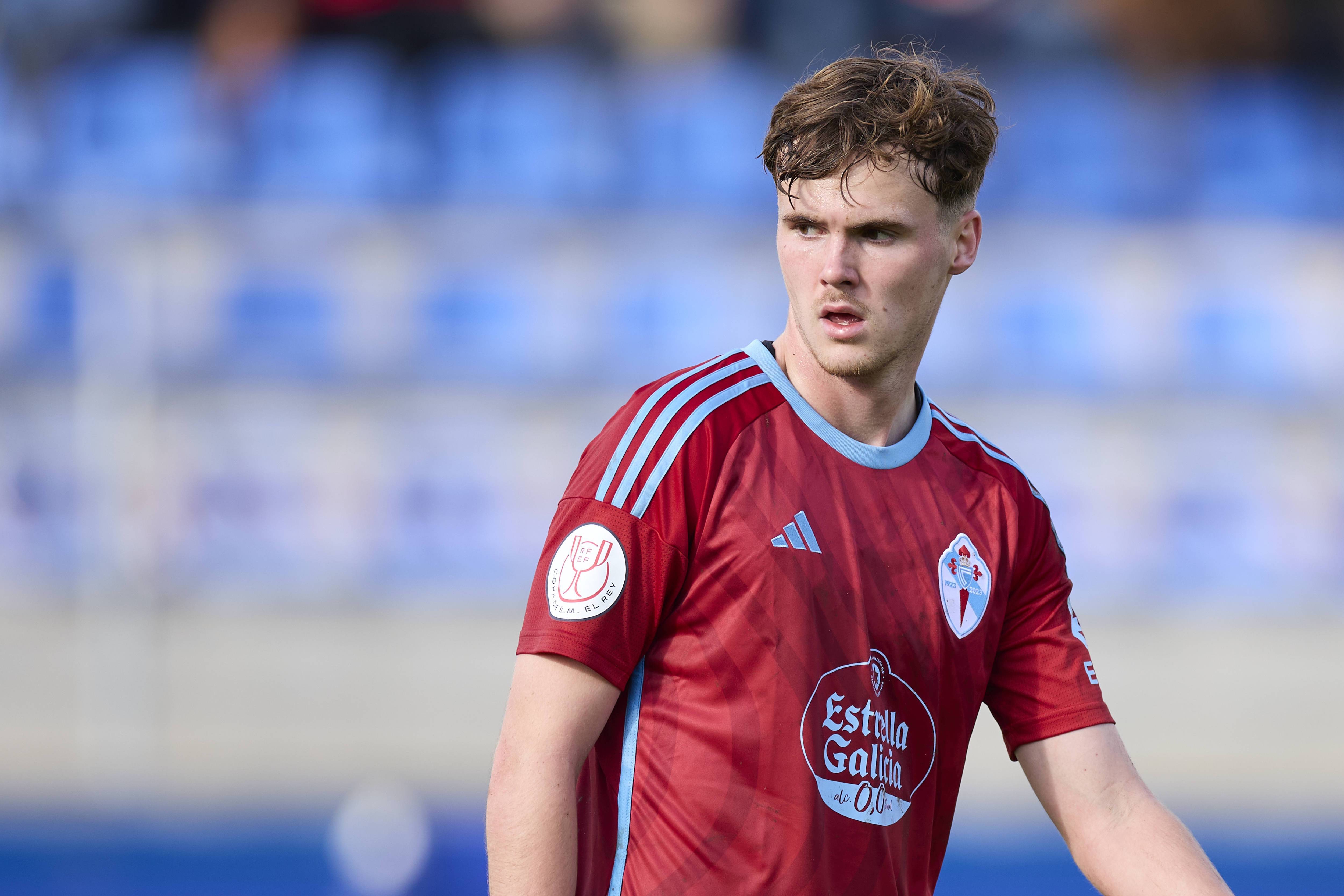 开云官网-关于阿贾克斯防线严密，助球队保持不败的信息