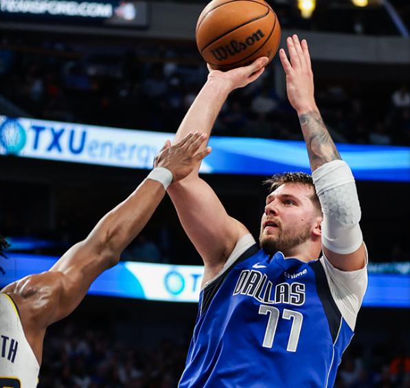 开云体育中国-关于人横扫独行侠，全队表现出色的信息