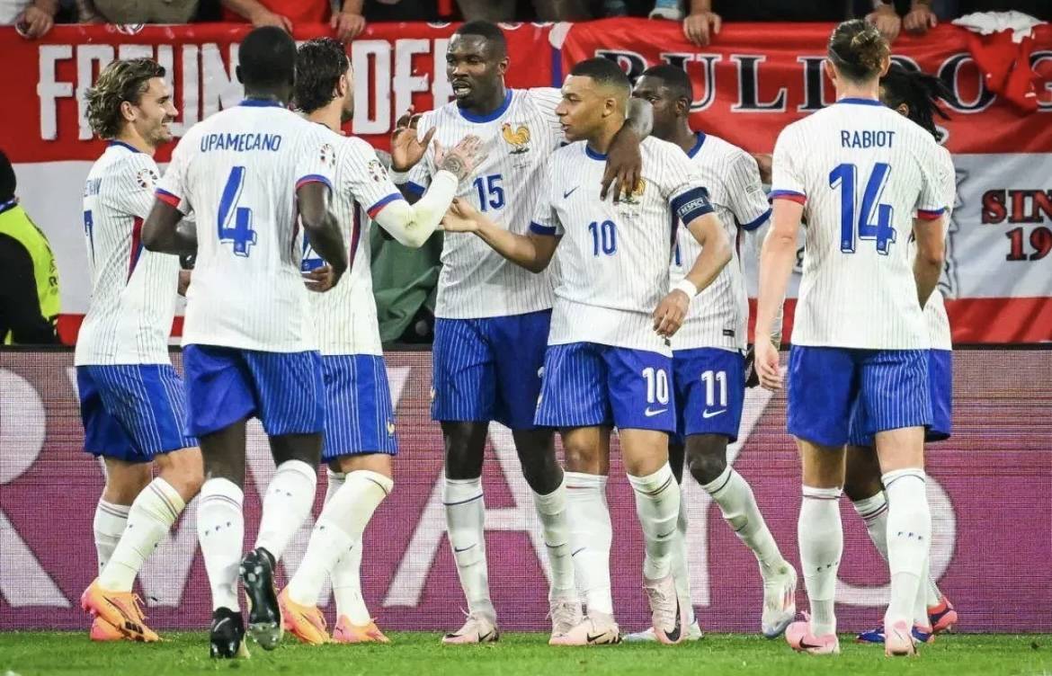 开云官网-瑞典不敌阿尔巴尼亚，遭遇欧洲杯预选赛小组出局的简单介绍