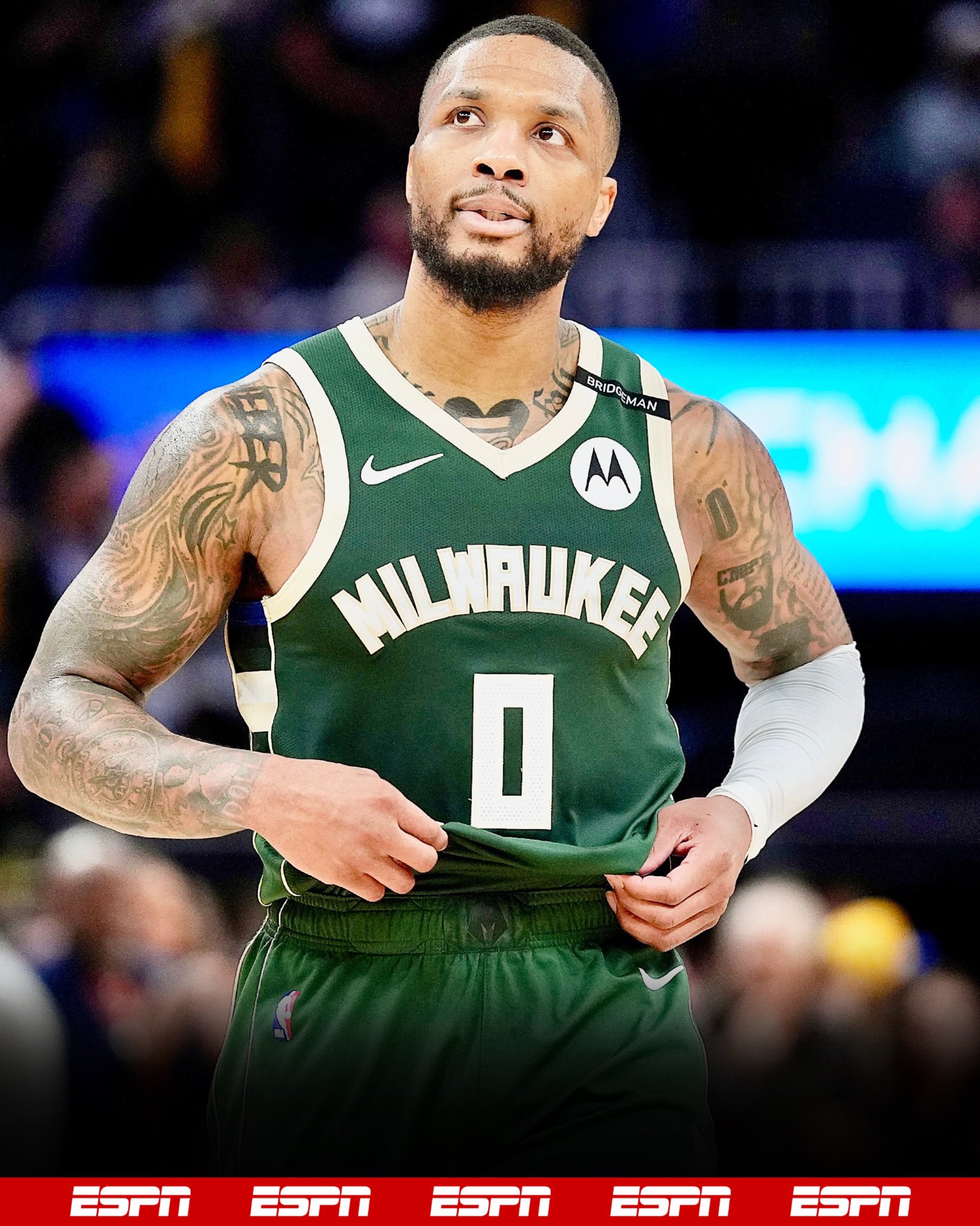 雄鹿主场大胜魔术,米德尔顿轰分 雄鹿主场大胜魔术,米德尔顿轰分