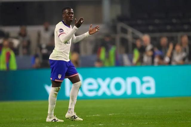 马赛宣布签下前尤文图斯后卫 马赛宣布签下前尤文图斯后卫