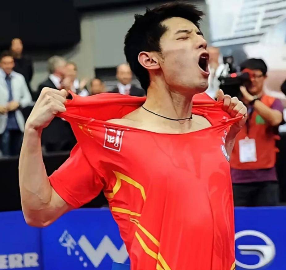 包含张继科在巴黎的比赛中伤退的词条